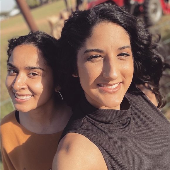 Posh Ambassador!! Melly - Picture 2 of 10